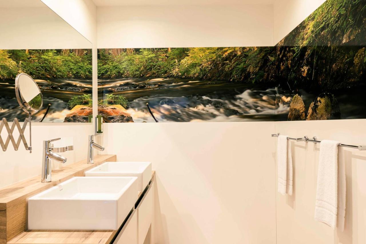 Landhotel Gruenwies -Bonsai-Wellness Garni (Adults Only) ローベルク エクステリア 写真